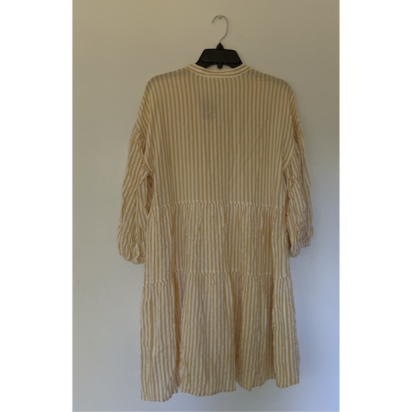 Max Studio bubble sleeve tiered dress - Picture 11 of 12